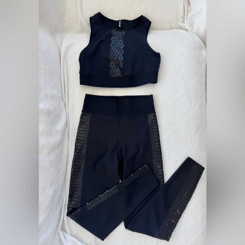 Ultracor black leggings